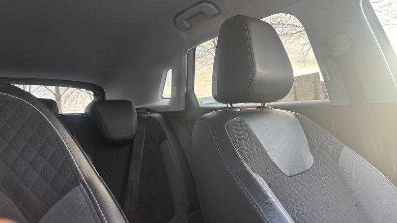 Vauxhall Grandland X 1.6 Turbo D Sport Nav 5dr Auto Diesel Hatchback